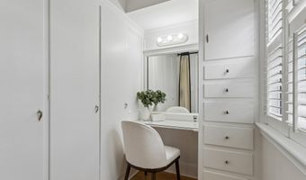 1109 N ILLINOIS St, Arlington, VA 22205