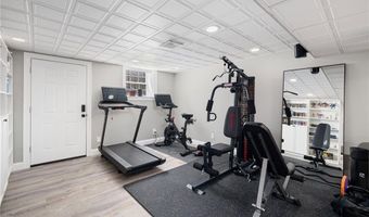 161 Stony Ln, North Kingstown, RI 02852
