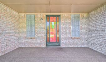 8026 NW 32nd St, Bethany, OK 73008