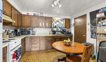 1208 Iowa St, Ashland, OR 97520