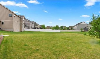 15365 Eagle Creek Way, Apple Valley, MN 55124