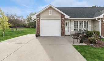 336 13th Ave SW 1, Altoona, IA 50009