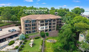 25 Grand Lake Dr, Afton, OK 74331
