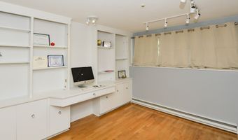 123 El Toro Dr, Bristol, CT 06010