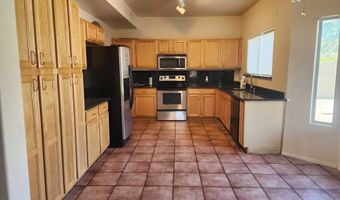 860 N MADRID Ln, Chandler, AZ 85226