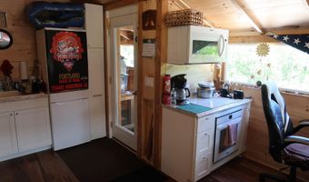 1070 Manchester Rd, Belgrade, ME 04917
