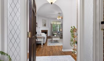 7686 SHADOW Gln, Bartlett, TN 38002
