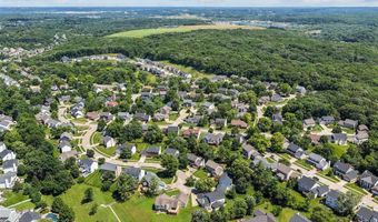 403 Arbor Glen Dr, Ballwin, MO 63021