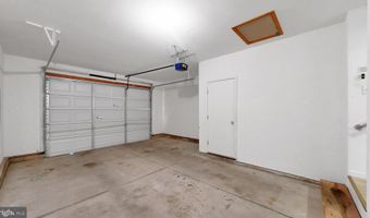 63 N PLANTERS Ln, Dover, DE 19901
