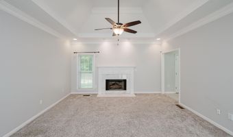 143 GRANDE CLUB Dr, Alabaster, AL 35114