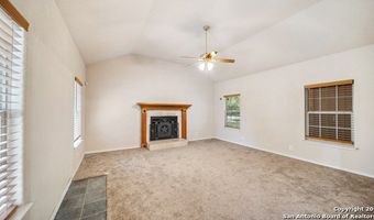 217 Sky View Dr, Adkins, TX 78101