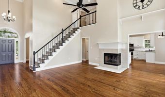 346 Woodlands Dr, Brandon, MS 39047