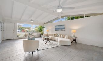545 Ka Awakea Pl, Kailua, HI 96734