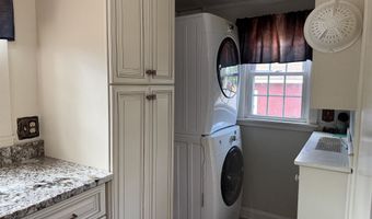 7 Garney Rd, Brookfield, NH 03872