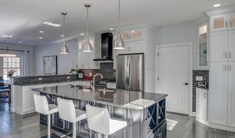 46 West St, Berlin, MA 01503
