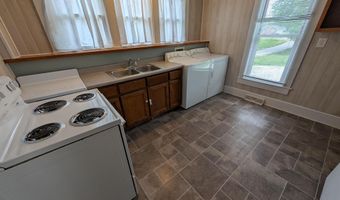 322 W 8th St, Bicknell, IN 47512