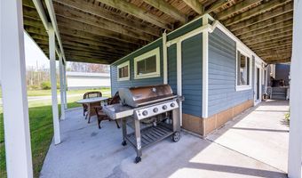 565 Laurel St, Angola, NY 14006