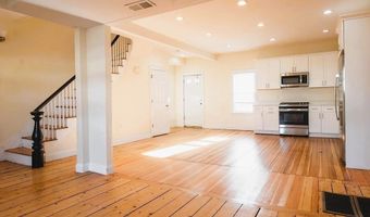 14 Humboldt Pl 1, Boston, MA 02127