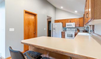 7997 Meades Addn Dr SE, Alexandria, MN 56308
