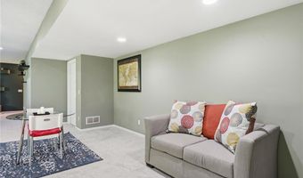 13476 Granada Ave, Apple Valley, MN 55124