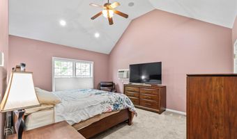 16 Breakneck Rd, Hudson, NH 03051