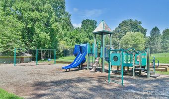 64 Arthur Rd, Asheville, NC 28806