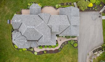 52 Hardy Rd, Bedford, NH 03110
