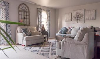 335 Moty Dr, Alburtis, PA 18011
