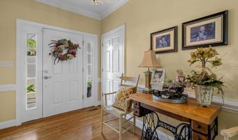 379 Shallowford Dr, Boiling Springs, SC 29316
