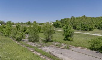 466 Commercial St, Aldrich, MO 65601