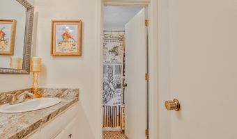 5708 3rd St, Lubbock, TX 79416