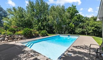 11718 50th St NE, Albertville, MN 55301