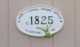 10 S Main St, Allentown, NJ 08501