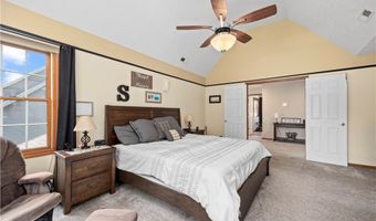 224 Sleepy Hollow Dr, Amherst, OH 44001