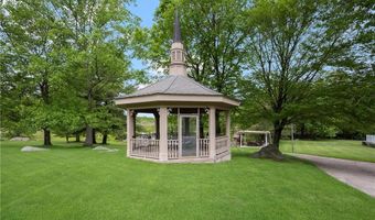 633 Chestnut Hill Rd, Glocester, RI 02814