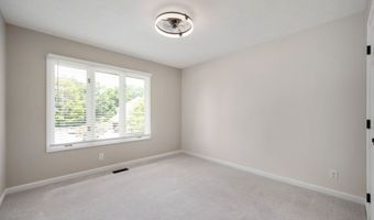 7474 Oakland Hills Dr, Indianapolis, IN 46236