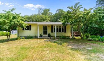 99 Carolina Back Rd, Charlestown, RI 02813