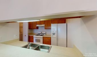 2795 S Knightsbridge Cir, Ann Arbor, MI 48105