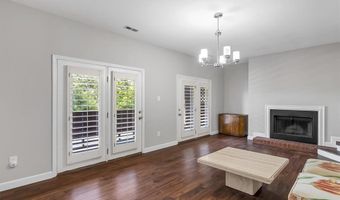 1131 Claytonbrook Ct, Ballwin, MO 63011