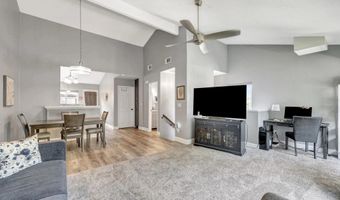 7700 Parkway Dr 17, La Mesa, CA 91942