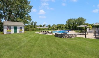 279 Alpine Estates Dr, Cranston, RI 02921