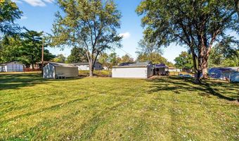 277 Ramsey Ln, Ballwin, MO 63021