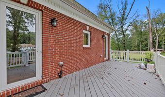 7230 BEVERLY St, Annandale, VA 22003