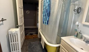 18 Webster St, Barre, VT 05641