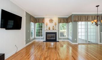 20 Sanctuary Dr, East Greenwich, RI 02818