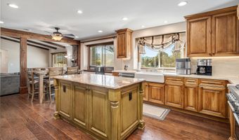 32854 Crown Valley Rd, Acton, CA 93510