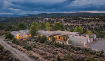 265 Hondo Seco Rd, Arroyo Seco, NM 87514