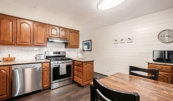 488 Redmond Rd, Columbus, OH 43228