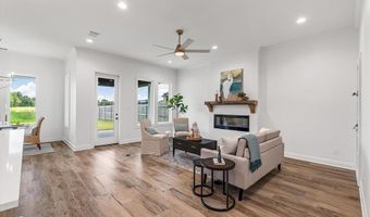 722 Julesburg Ln, Benton, LA 71006