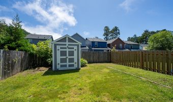 8465 S HOLLYHOCK St, Rockaway Beach, OR 97136